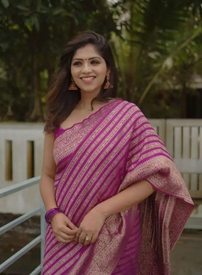 KPR 232 Light Purple Soft Lichi Silk Saree Perfect for Wedding, Party, Anniversary, Sangeet, Baby Shower Now at just ₹1399. Delivery 4-6 Working Days. Shop | Sarees, Bollywood Sarees, Creative Sarees, Designer Sarees, Embroidered Sarees, Ethnic Saree, Modern Digital sarees, Party Wear Sarees