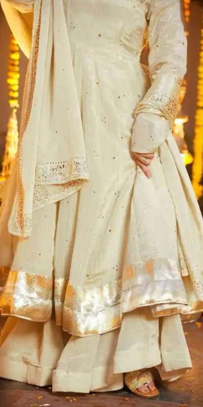 KD 1555 Off White Chinon Silk Gown Perfect for Wedding, Party, Engagement, Lohri, Diwali – . Grab it for ₹2149. Delivery 4-6 Working Days. Shop n | Gowns, Bollywood Gowns, Creative Gowns, Designer Gowns, Embroidered Gowns, Party Wear Gowns