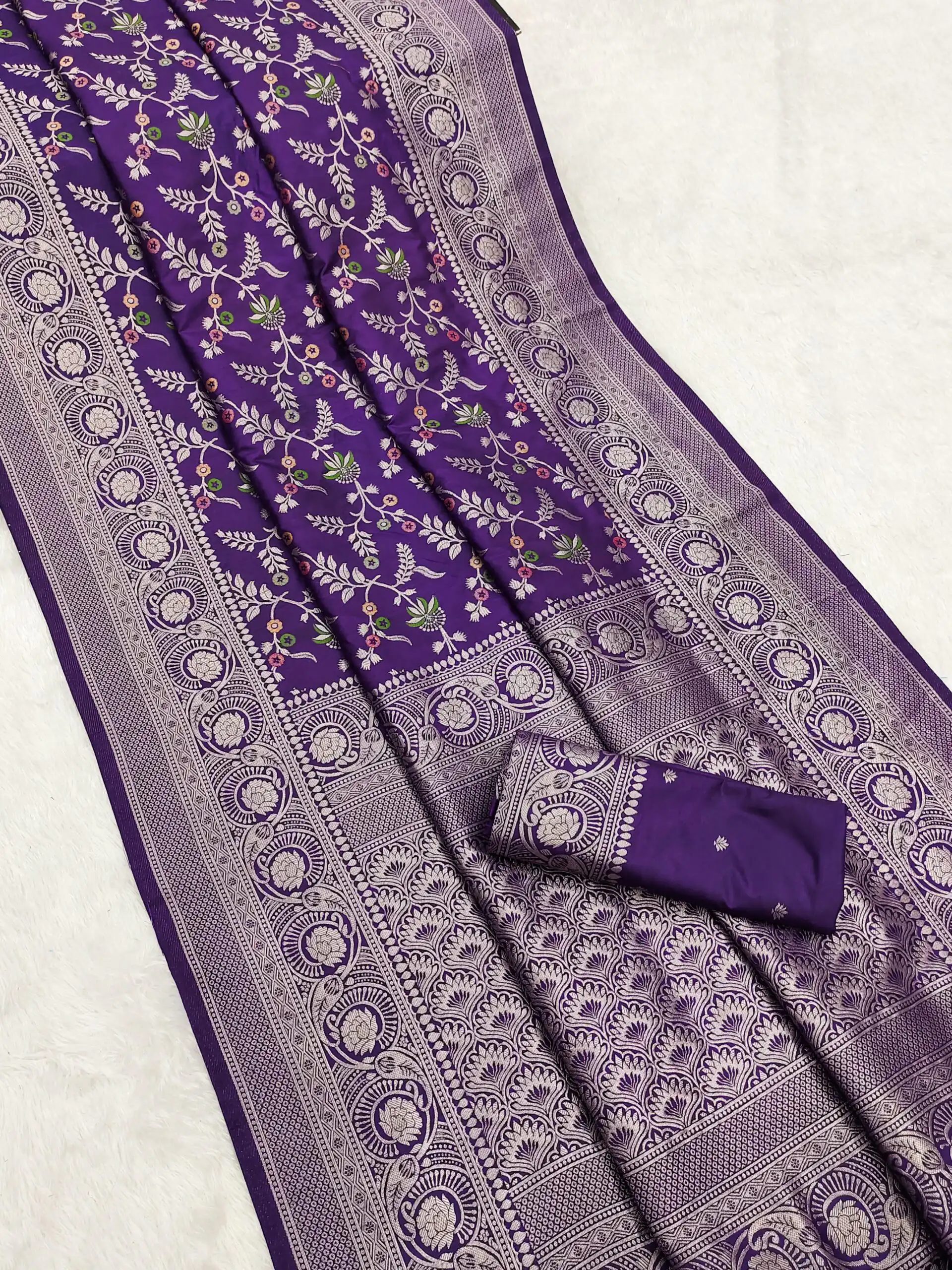 MB 113 Purple Khaddi Pashmina Saree with Lace Work & Zari Work. Introductory Price ₹1949. Delivery 4-6 Working Days. Shop now. | Sarees, Bollywood Sarees, Creative Sarees, Designer Sarees, Embroidered Sarees, Ethnic Saree, Modern Digital sarees, Party Wear Sarees
