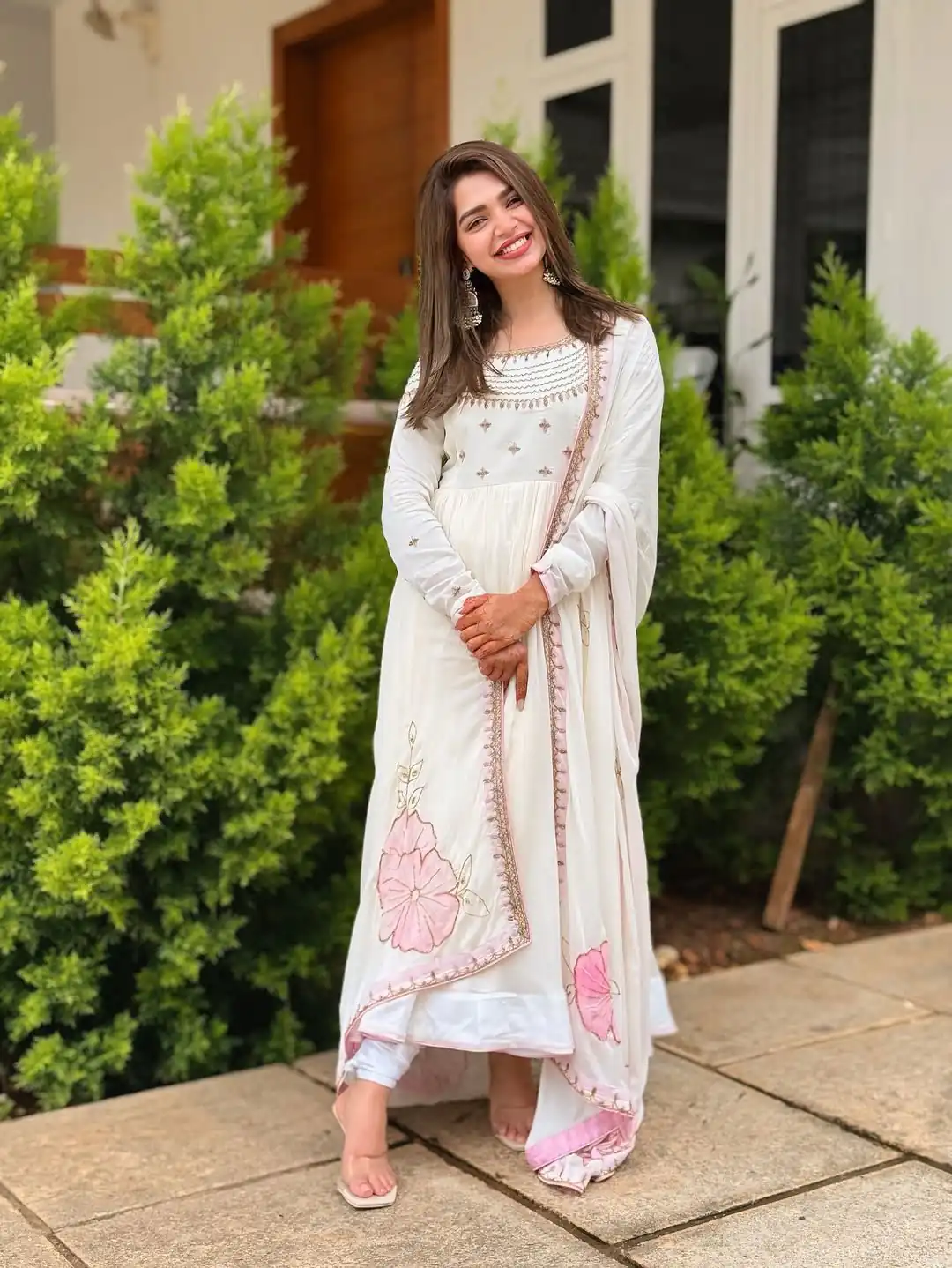 ZF 426 White Georgette Gown Perfect for Wedding, Party, Eid, Festival Celebrations, Haldi – . Introductory Price ₹1849. Delivery 4-6 Working Days. | Gowns, Bollywood Gowns, Creative Gowns, Designer Gowns, Embroidered Gowns, Party Wear Gowns