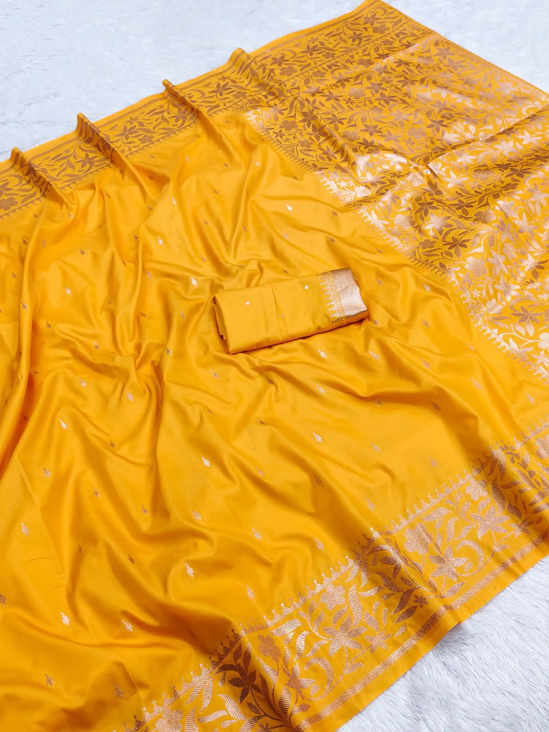 MB 197 Yellow Color Banarasi Silk Saree with Zari Work & Lace Work. Exclusive Offer ₹1899. Delivery 4-6 Working Days. Shop now. | Sarees, Bollywood Sarees, Creative Sarees, Designer Sarees, Embroidered Sarees, Ethnic Saree, Modern Digital sarees, Party Wear Sarees