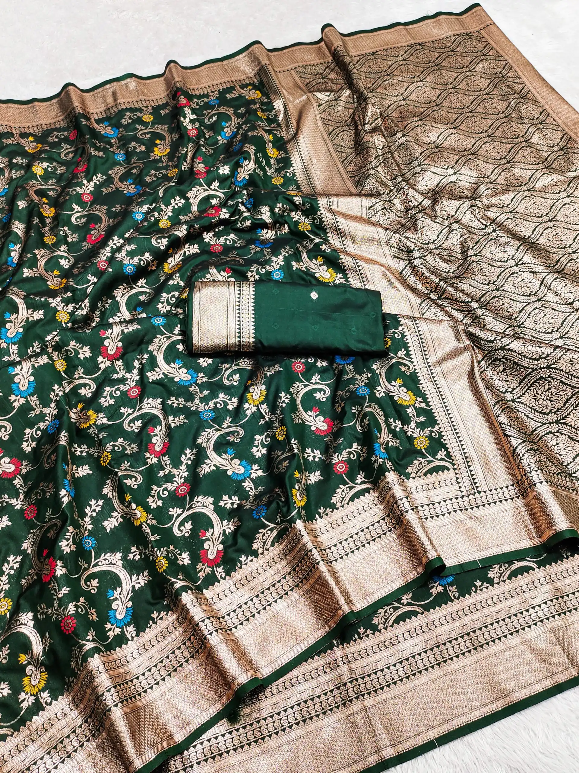 Green Banarasi Silk With Zari Lace Work Saree