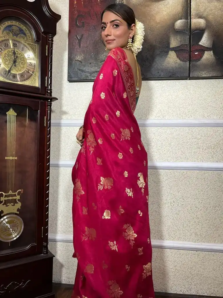 Pink Lichi Silk Jacquard Work Saree - Image 3