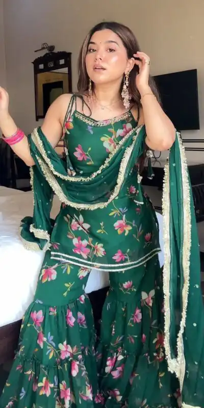 KD 1562 Green Faux Georgette Salwar Suit Perfect for Wedding, Party, Ethnic Day, Traditional Day, Family Gatherings – . Exclusive Offer ₹2099. Deliver | Jump Suits, Salwar suit, Designer Suits, Casual Suits, Creative suits, Palazzo Suits, Party Wear Suits, Patiala Suits, Straight Suits