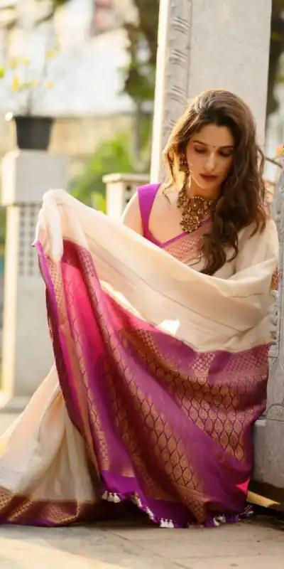 KPR 235 Off White Soft Lichi Silk Saree Perfect for Wedding, Party, Raksha Bandhan, Sangeet, Eid – . Get it for ₹1449. Delivery 4-6 Working Days. | Sarees, Bollywood Sarees, Creative Sarees, Designer Sarees, Embroidered Sarees, Ethnic Saree, Modern Digital sarees, Party Wear Sarees