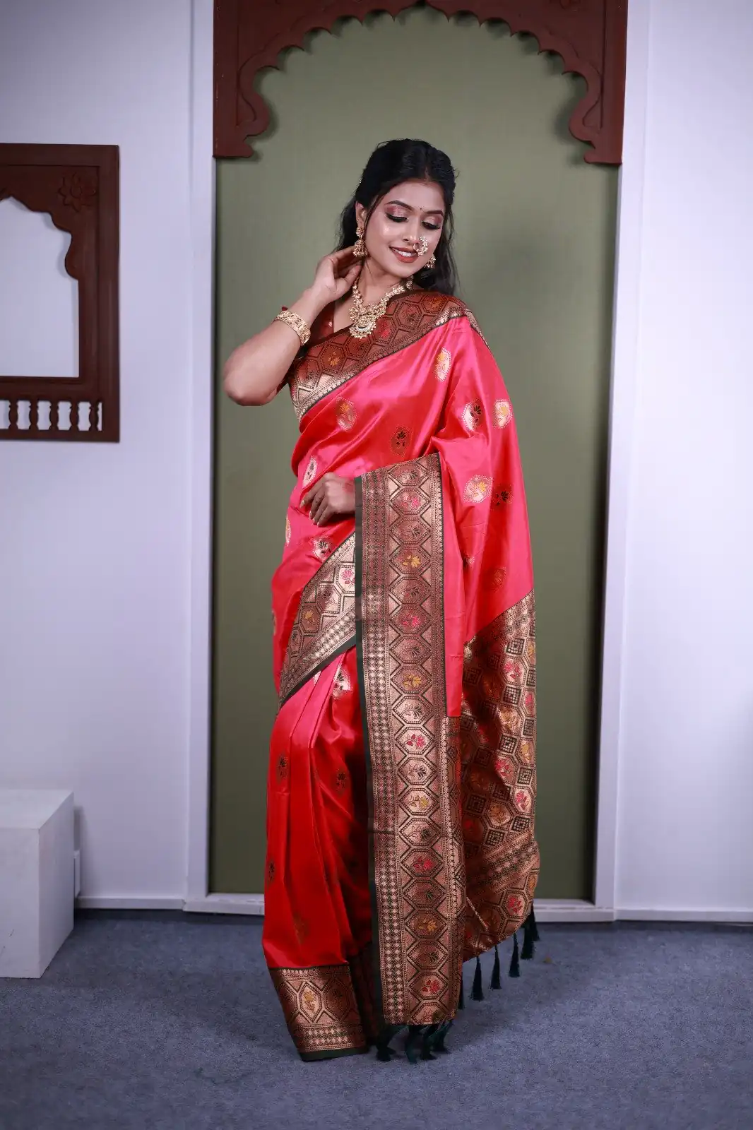 MB 22 Pink Soft Paithani Silk Saree with Zari Work & Lace Work. Affordable Price ₹2399. Delivery 4-6 Working Days. Shop now. | Sarees, Bollywood Sarees, Creative Sarees, Designer Sarees, Embroidered Sarees, Ethnic Saree, Modern Digital sarees, Party Wear Sarees