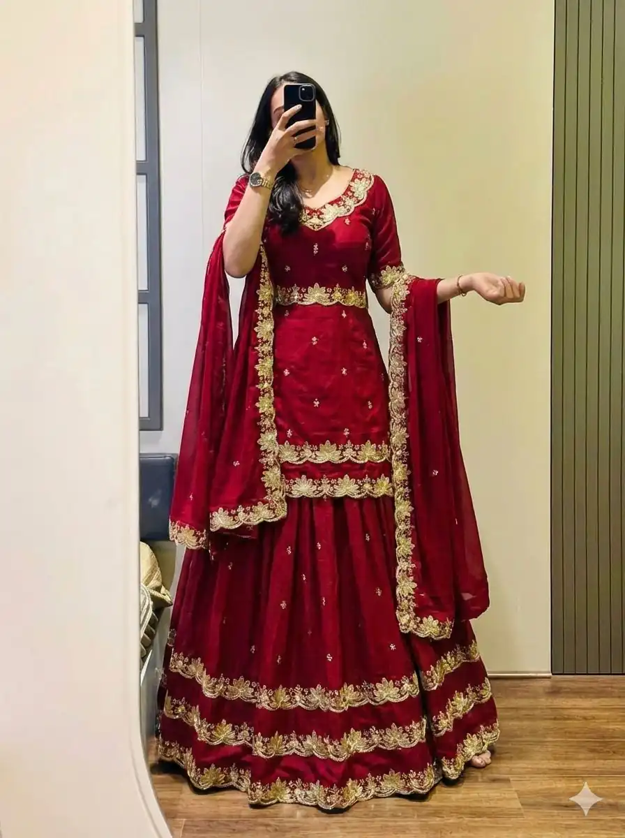 PC 552 Red Color Chinon silk Lehenga Choli with Cut Work. Special Online Price ₹2499. Delivery 4-6 Working Days. Shop now. | Lehenga, Bollywood Lehenga, Creative Lehenga, Designer Lehenga, Embroidered Lehenga, Party Wear Lehenga