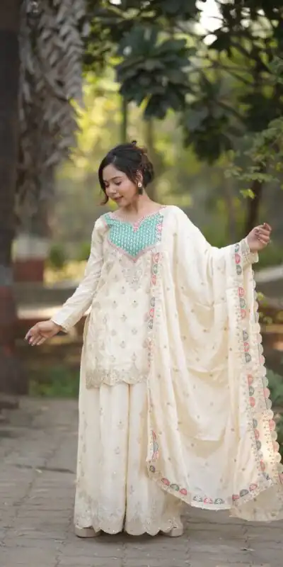 Aglow Off White Chinon Embroider Work Salwar Suit