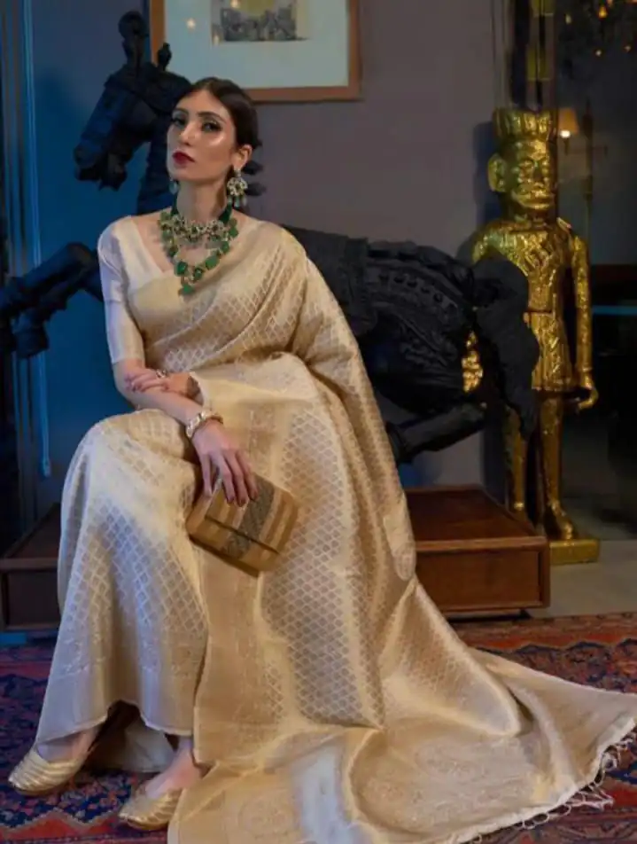 Attractive Off White Lichi Silk Jacquard Work Saree - Image 3