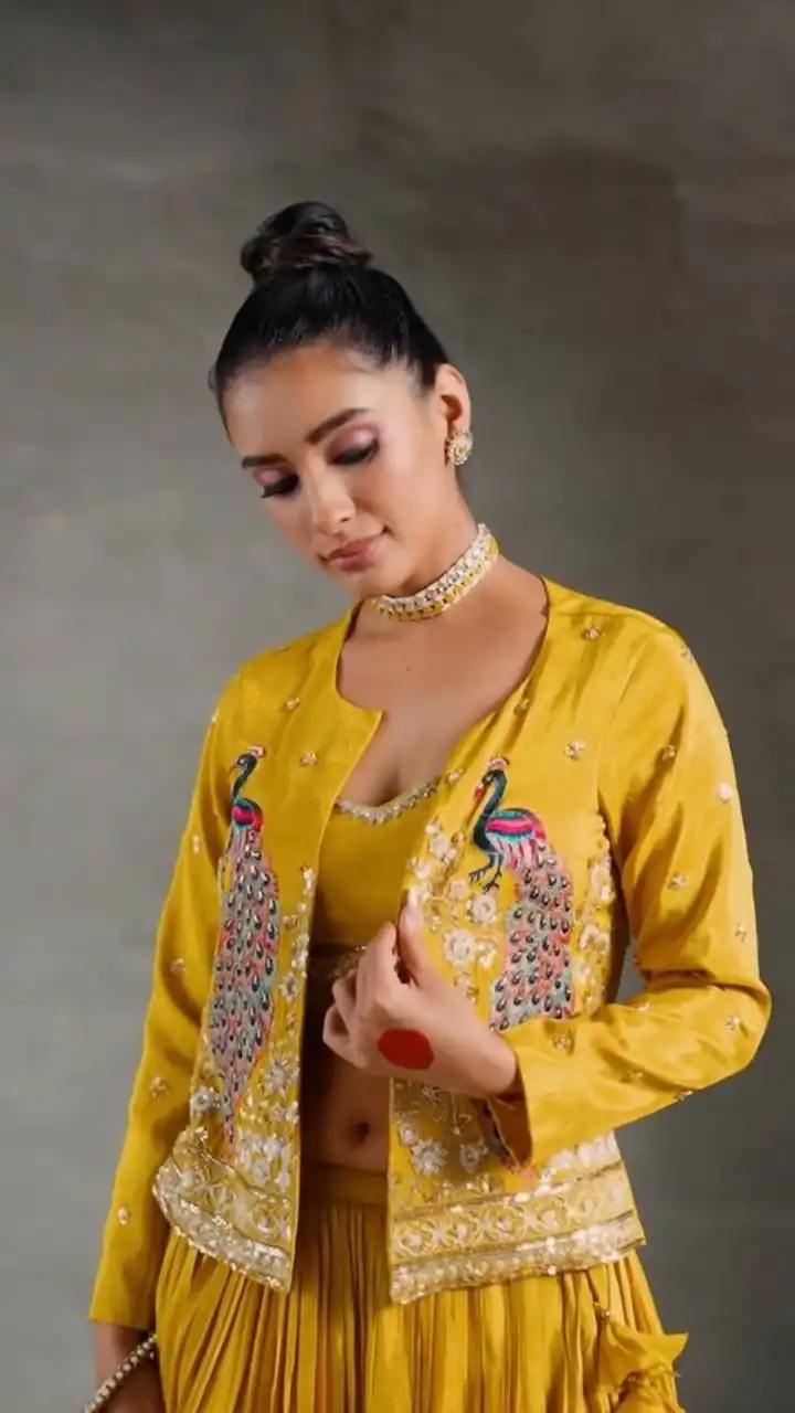 Majestic Yellow Chinon Thread Work Lehenga Choli - Image 5