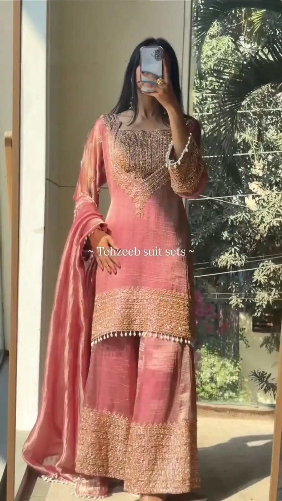 Peach Fendy Silk Border Lace Work Salwar Suit