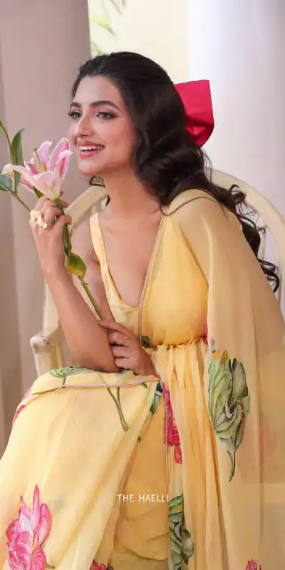 NC 5497 Yellow Soft Tebby Silk Saree. Perfect for Wedding, Party, Onam, Family Gatherings, Mehendi – Festive Deal ₹2049. Delivery 4-6 Working Days | Sarees, Bollywood Sarees, Creative Sarees, Designer Sarees, Embroidered Sarees, Ethnic Saree, Modern Digital sarees, Party Wear Sarees