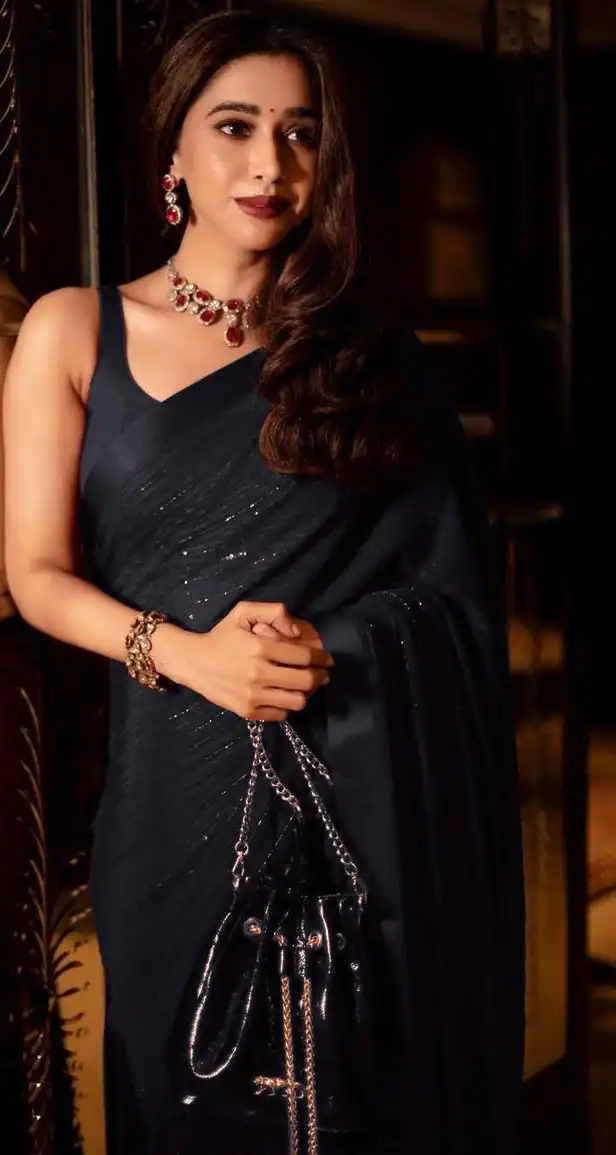 KT 236 Black Georgette Saree Perfect for Wedding, Party, Reception, Holi, Cultural Events –. Affordable Price ₹1824. Delivery 4-6 Working Days. Shop | Sarees, Bollywood Sarees, Creative Sarees, Designer Sarees, Embroidered Sarees, Ethnic Saree, Modern Digital sarees, Party Wear Sarees