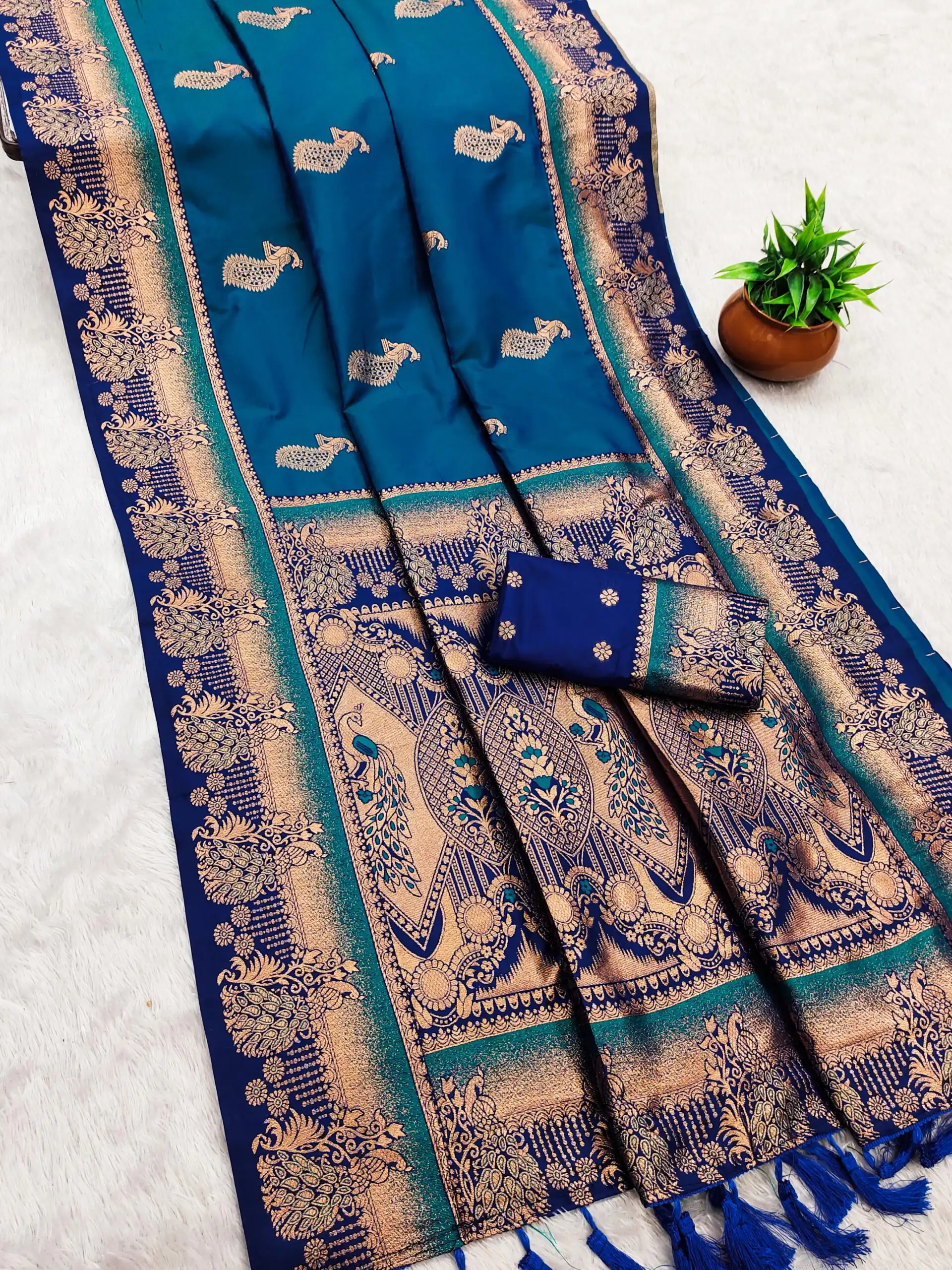 MB 1013 Blue Color Paithani silk Saree with Zari Work & Lace Work. Festive Deal ₹2399. Delivery 4-6 Working Days. Shop now. | Sarees, Bollywood Sarees, Creative Sarees, Designer Sarees, Embroidered Sarees, Ethnic Saree, Modern Digital sarees, Party Wear Sarees