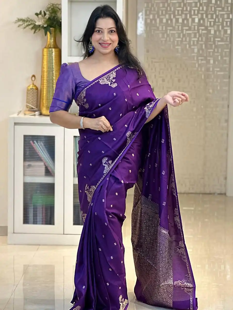 KP 6085 Purple Pink Lichi Silk Saree with Lace Border & Lace Work. Special Price ₹1449. Delivery 4-6 Working Days. Shop now. | Sarees, Bollywood Sarees, Creative Sarees, Designer Sarees, Embroidered Sarees, Ethnic Saree, Modern Digital sarees, Party Wear Sarees