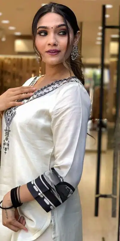 DC G20 White in Maslin Digital Print Salwar Suit . Wedding, Party, Festive, Events, Introductory Price ₹1549. Delivery 4-6 Working Days. Shop now. | Jump Suits, Salwar suit, Designer Suits, Casual Suits, Creative suits, Palazzo Suits, Party Wear Suits, Patiala Suits, Straight Suits