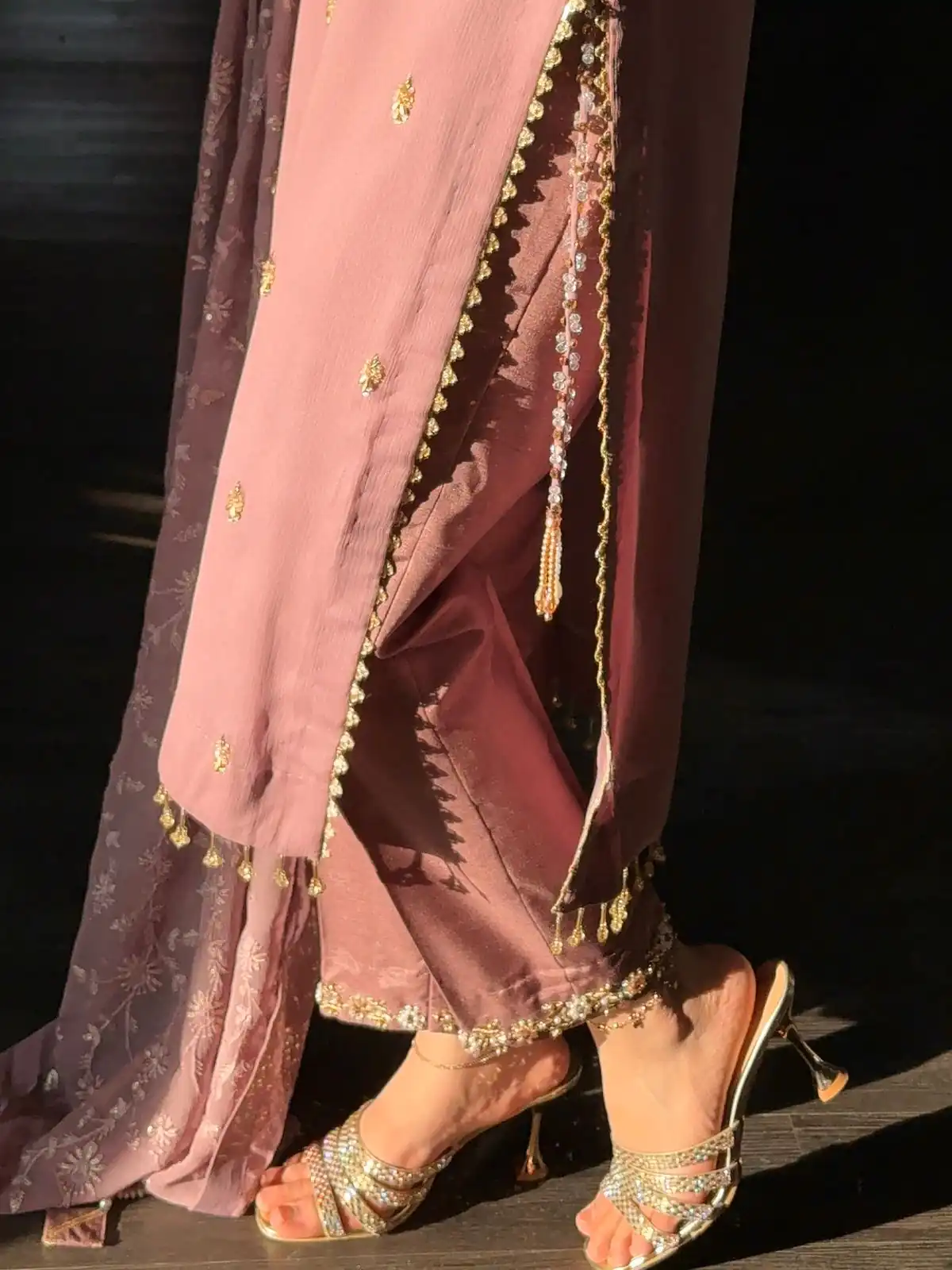 SRK 5328 Onion Color Dual Tone Star Georgette Salwar Suit with Embroidery Work. Affordable Price ₹1949. Delivery 4-6 Working Days. Shop now. | Jump Suits, Salwar suit, Designer Suits, Casual Suits, Creative suits, Palazzo Suits, Party Wear Suits, Patiala Suits, Straight Suits