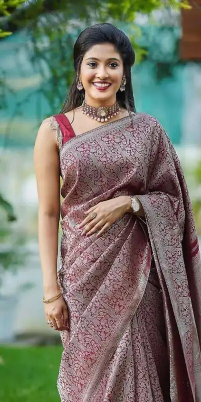 KPR 125 Wine Soft Lichi Silk Saree Perfect for Wedding, Party, Reception, Diwali, Ethnic Day – . Affordable Price ₹1299. Delivery 4-6 Working Days. | Sarees, Bollywood Sarees, Creative Sarees, Designer Sarees, Embroidered Sarees, Ethnic Saree, Modern Digital sarees, Party Wear Sarees