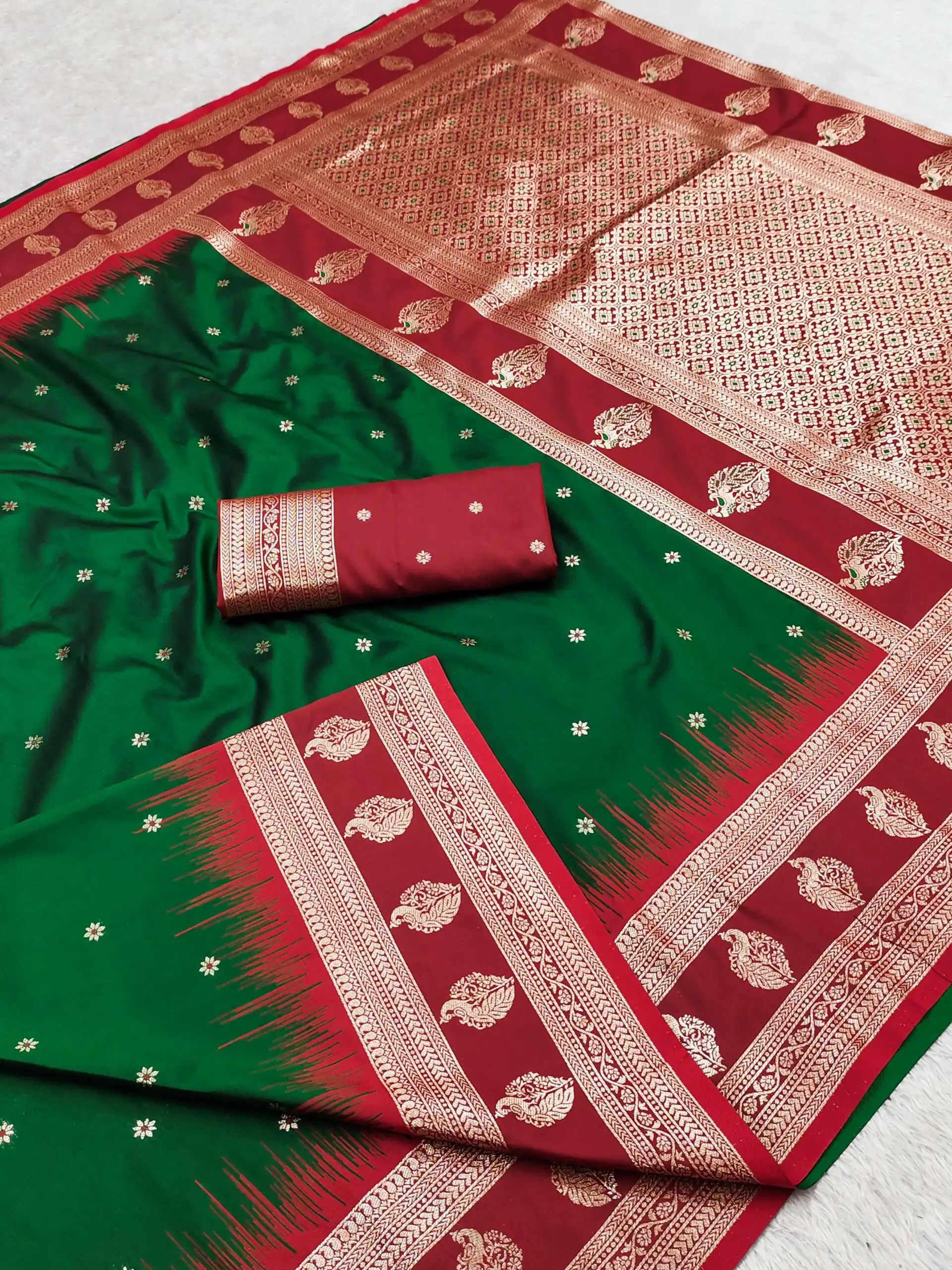 MB 188 Green in Banarasi Silk Zari Work & Lace Work Saree .Wedding, Party, Festive, Events, Now at just ₹2049. Delivery 4-6 Working Days. Shop now. | Sarees, Bollywood Sarees, Creative Sarees, Designer Sarees, Embroidered Sarees, Ethnic Saree, Modern Digital sarees, Party Wear Sarees