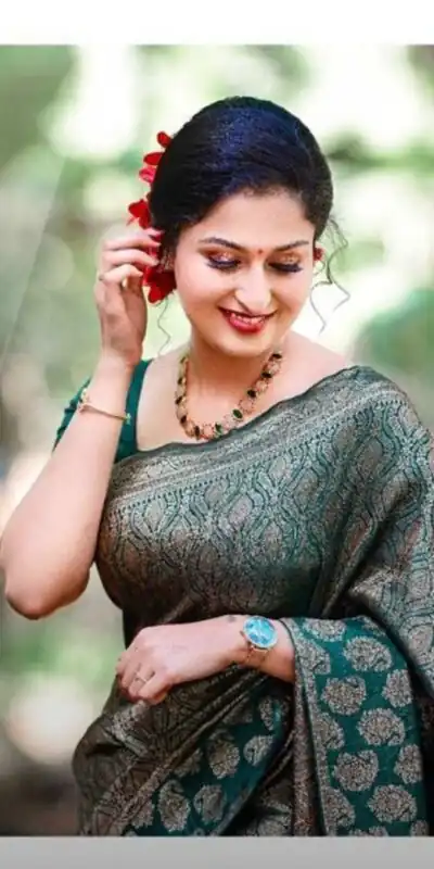 KP 4063 Green Soft Lichi Silk Saree with Lace Work & Lace Border. Affordable Price ₹1349. Delivery 4-6 Working Days. Shop now. | Sarees, Bollywood Sarees, Creative Sarees, Designer Sarees, Embroidered Sarees, Ethnic Saree, Modern Digital sarees, Party Wear Sarees