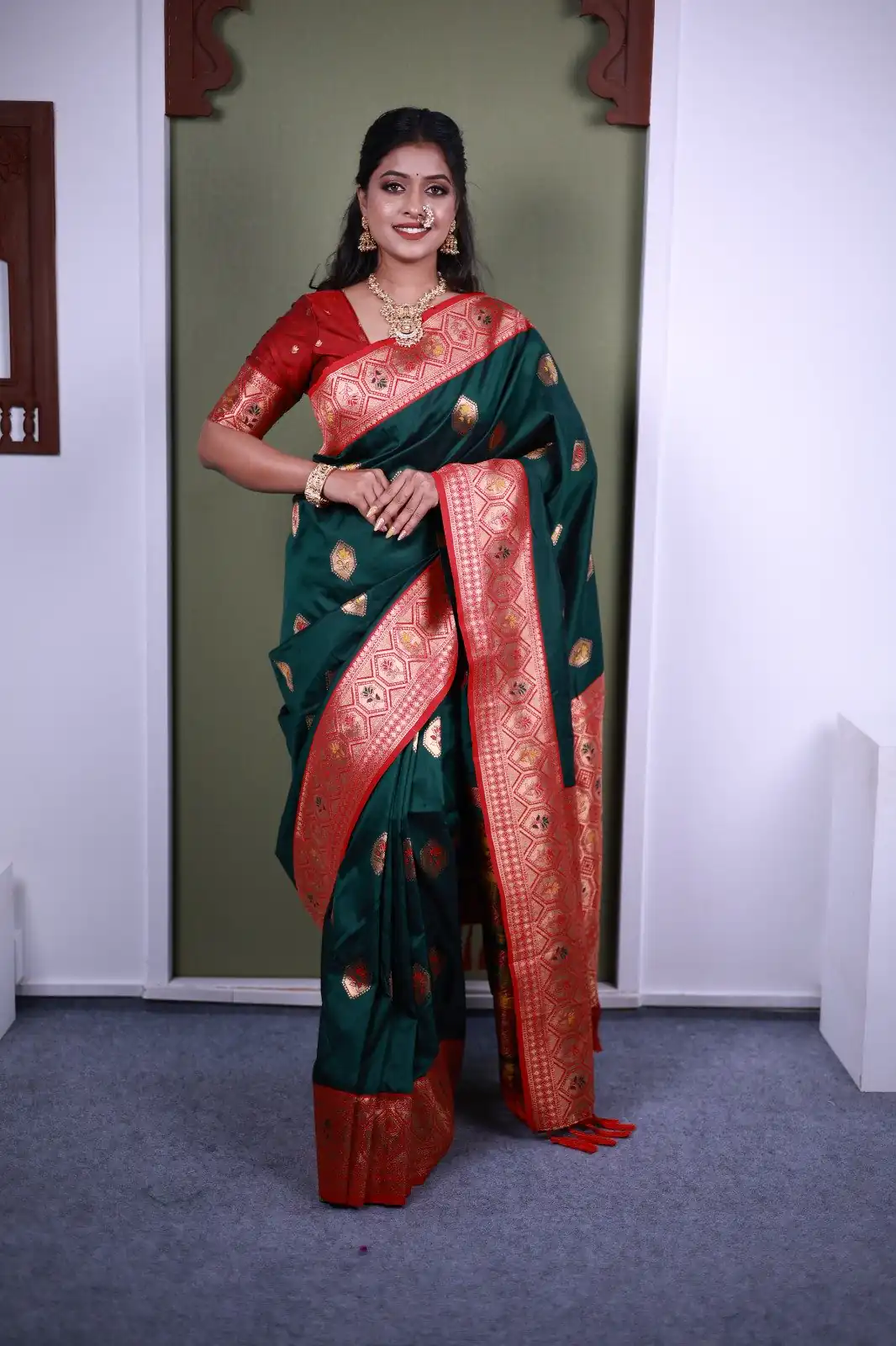 MB 22 Green Soft Paithani Silk Saree with Zari Work & Lace Work. Affordable Price ₹2399. Delivery 4-6 Working Days. Shop now. | Sarees, Bollywood Sarees, Creative Sarees, Designer Sarees, Embroidered Sarees, Ethnic Saree, Modern Digital sarees, Party Wear Sarees