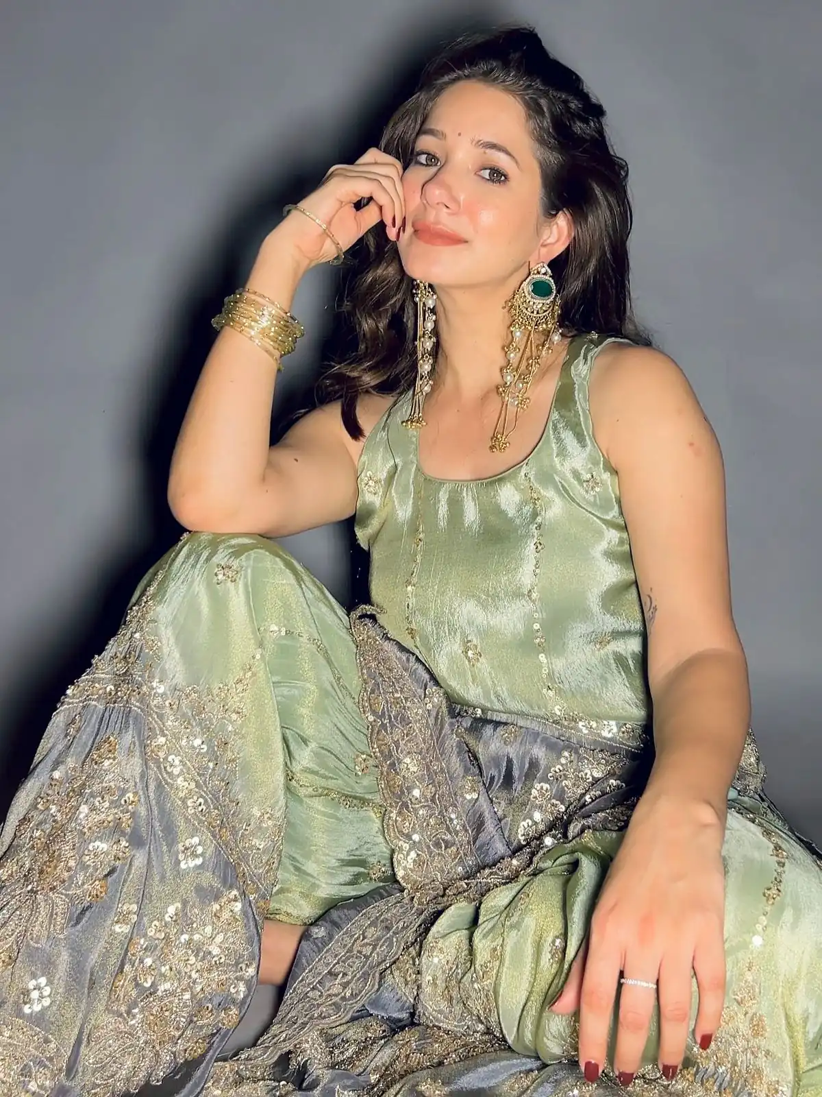 Pista Chinon Embroidery Work Salwar Suit - Image 11