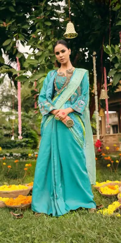 RR 34 Blue Shimmer Saree Perfect for Wedding, Party, Cultural Events, Durga Puja, Reception – . Best Price ₹2049. Delivery 4-6 Working Days. Shop now. | Sarees, Bollywood Sarees, Creative Sarees, Designer Sarees, Embroidered Sarees, Ethnic Saree, Modern Digital sarees, Party Wear Sarees