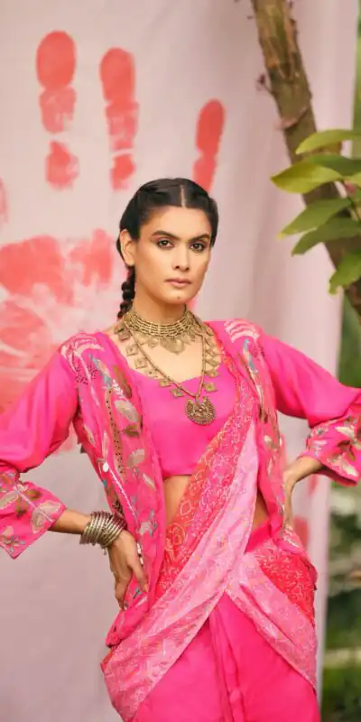 RR 34 Pink Shimmer Saree Perfect for Wedding, Party, Cultural Events, Durga Puja, Reception – . Best Price ₹2049. Delivery 4-6 Working Days. Shop now. | Sarees, Bollywood Sarees, Creative Sarees, Designer Sarees, Embroidered Sarees, Ethnic Saree, Modern Digital sarees, Party Wear Sarees