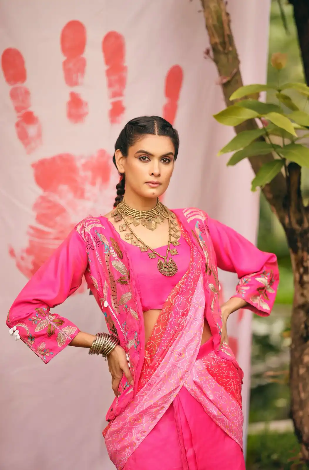 RR 34 Pink Shimmer Saree Perfect for Wedding, Party, Cultural Events, Durga Puja, Reception – . Best Price ₹2049. Delivery 4-6 Working Days. Shop now. | Sarees, Bollywood Sarees, Creative Sarees, Designer Sarees, Embroidered Sarees, Ethnic Saree, Modern Digital sarees, Party Wear Sarees