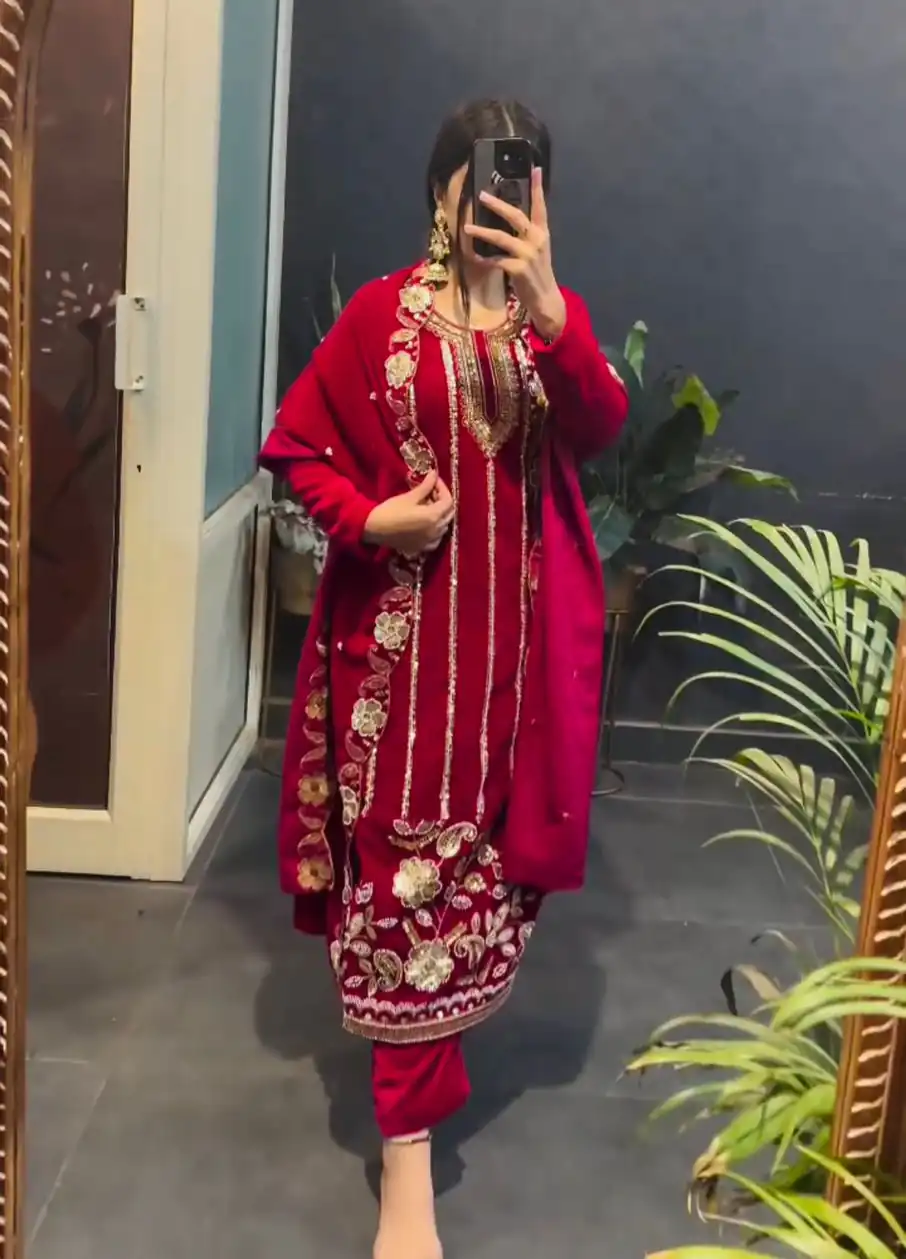 Red 9000 Velvet Lace Embroidery Work Salwar Suit - Image 3