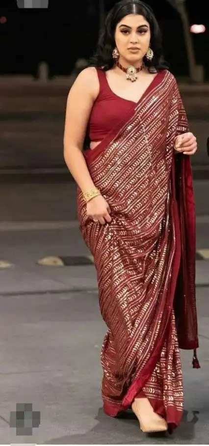 FB HM204 Red Georgette Saree Perfect for Wedding, Party, Reception, Holi, Cultural Events –. Affordable Price ₹1999. Delivery 4-6 Working Days. Shop | Sarees, Bollywood Sarees, Creative Sarees, Designer Sarees, Embroidered Sarees, Ethnic Saree, Modern Digital sarees, Party Wear Sarees