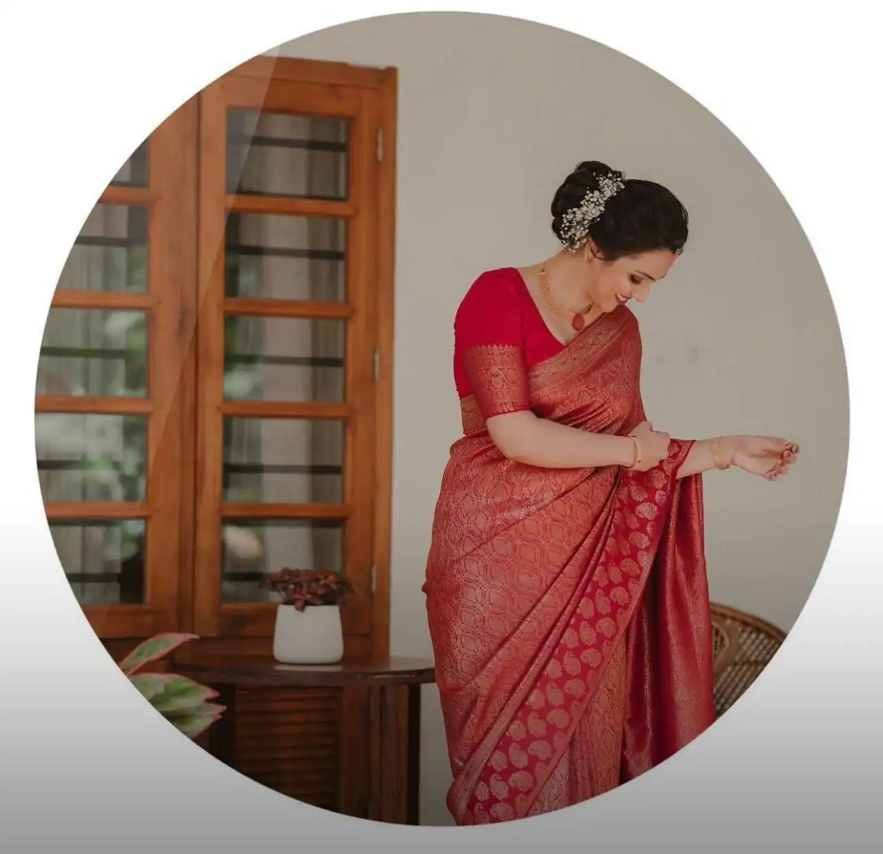 KP 4063 Red Soft Lichi Silk Saree with Lace Work & Lace Border. Affordable Price ₹1349. Delivery 4-6 Working Days. Shop now. | Sarees, Bollywood Sarees, Creative Sarees, Designer Sarees, Embroidered Sarees, Ethnic Saree, Modern Digital sarees, Party Wear Sarees