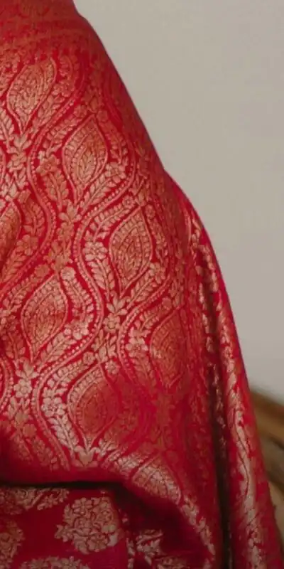 KP 4063 Red Soft Lichi Silk Saree with Lace Work & Lace Border. Affordable Price ₹1349. Delivery 4-6 Working Days. Shop now. | Sarees, Bollywood Sarees, Creative Sarees, Designer Sarees, Embroidered Sarees, Ethnic Saree, Modern Digital sarees, Party Wear Sarees