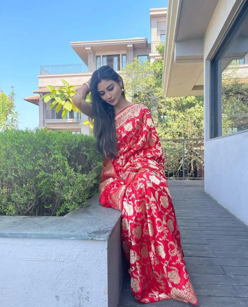 KPR 115 Red Color Soft Lichi Silk Saree with Lace Border & Lace Work. Best Price ₹1399. Delivery 4-6 Working Days. Shop now. | Sarees, Bollywood Sarees, Creative Sarees, Designer Sarees, Embroidered Sarees, Ethnic Saree, Modern Digital sarees, Party Wear Sarees