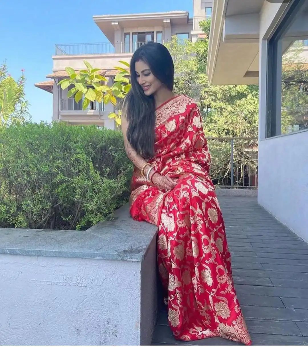 KPR 115 Red Color Soft Lichi Silk Saree with Lace Border & Lace Work. Best Price ₹1399. Delivery 4-6 Working Days. Shop now. | Sarees, Bollywood Sarees, Creative Sarees, Designer Sarees, Embroidered Sarees, Ethnic Saree, Modern Digital sarees, Party Wear Sarees