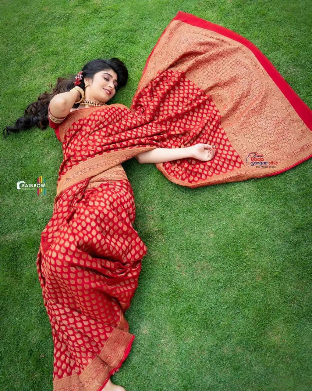 Red Soft Lichi Silk Jacquard Work Saree - Image 7
