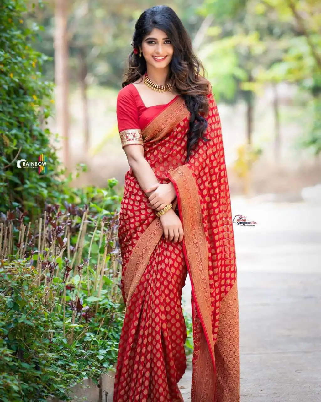 Red Soft Lichi Silk Jacquard Work Saree - Image 6