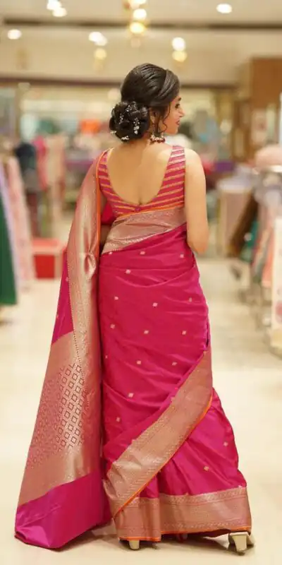 ES 8264 Red Color Soft Lichi Silk Saree with Lace Border & Lace Work. Best Price ₹1349. Delivery 4-6 Working Days. Shop now. | Sarees, Bollywood Sarees, Creative Sarees, Designer Sarees, Embroidered Sarees, Ethnic Saree, Modern Digital sarees, Party Wear Sarees