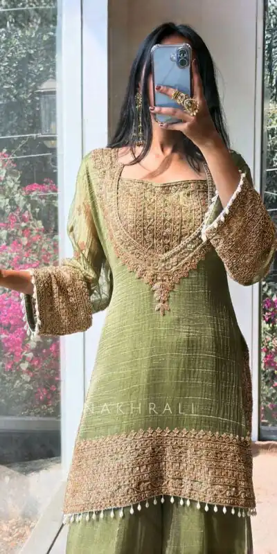 VLM 324 Pista Fendy Silk Salwar Suit Perfect for Wedding, Party, Cultural Events, Sangeet, Housewarming – . Grab it for ₹2449. Delivery 4-6 Working Days | Jump Suits, Salwar suit, Designer Suits, Casual Suits, Creative suits, Palazzo Suits, Party Wear Suits, Patiala Suits, Straight Suits