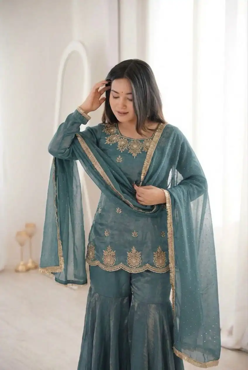 Aglow Teal Fendy Silk Embroidery Work Salwar Suit
