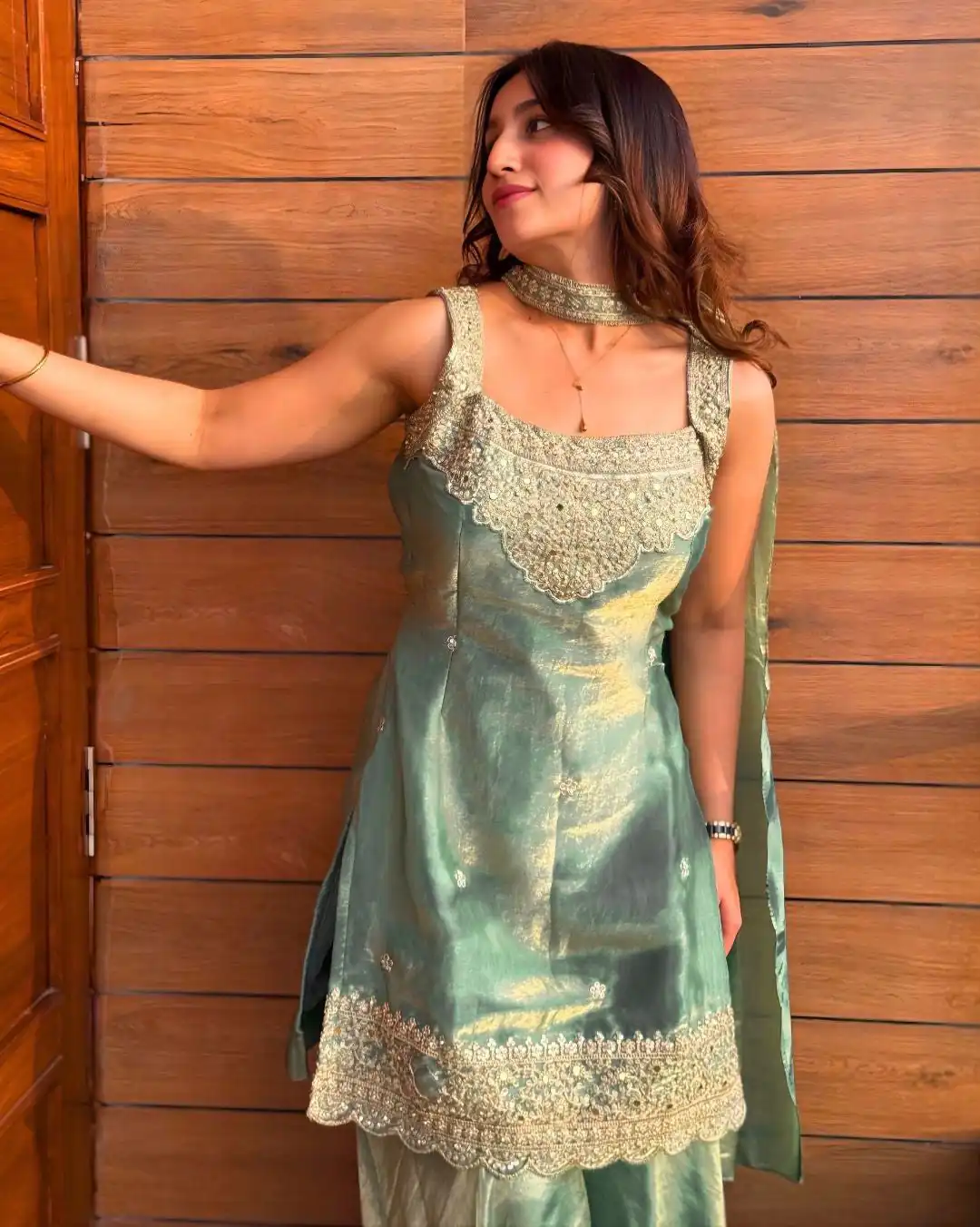 Elegant Green Fandy Silk Embroidery Work Salwar Suit - Image 5