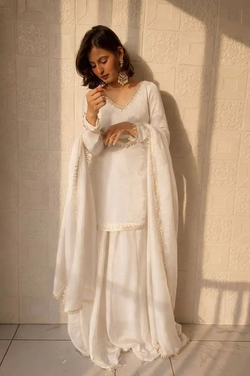 Elegant White Fandy Silk Embroidery Work Salwar Suit