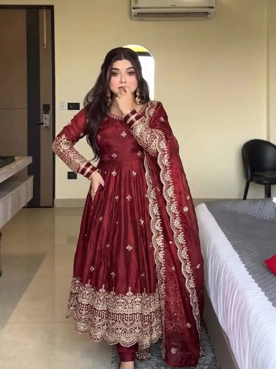 Gorgeous Red Fendy Silk Embroidery Work Salwar Suit - Image 4