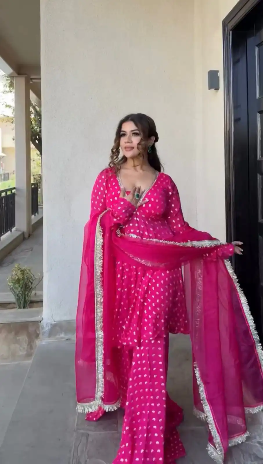 Super Pink Chanderi Jacquard Mirror Work Salwar Suit Suit - Image 9