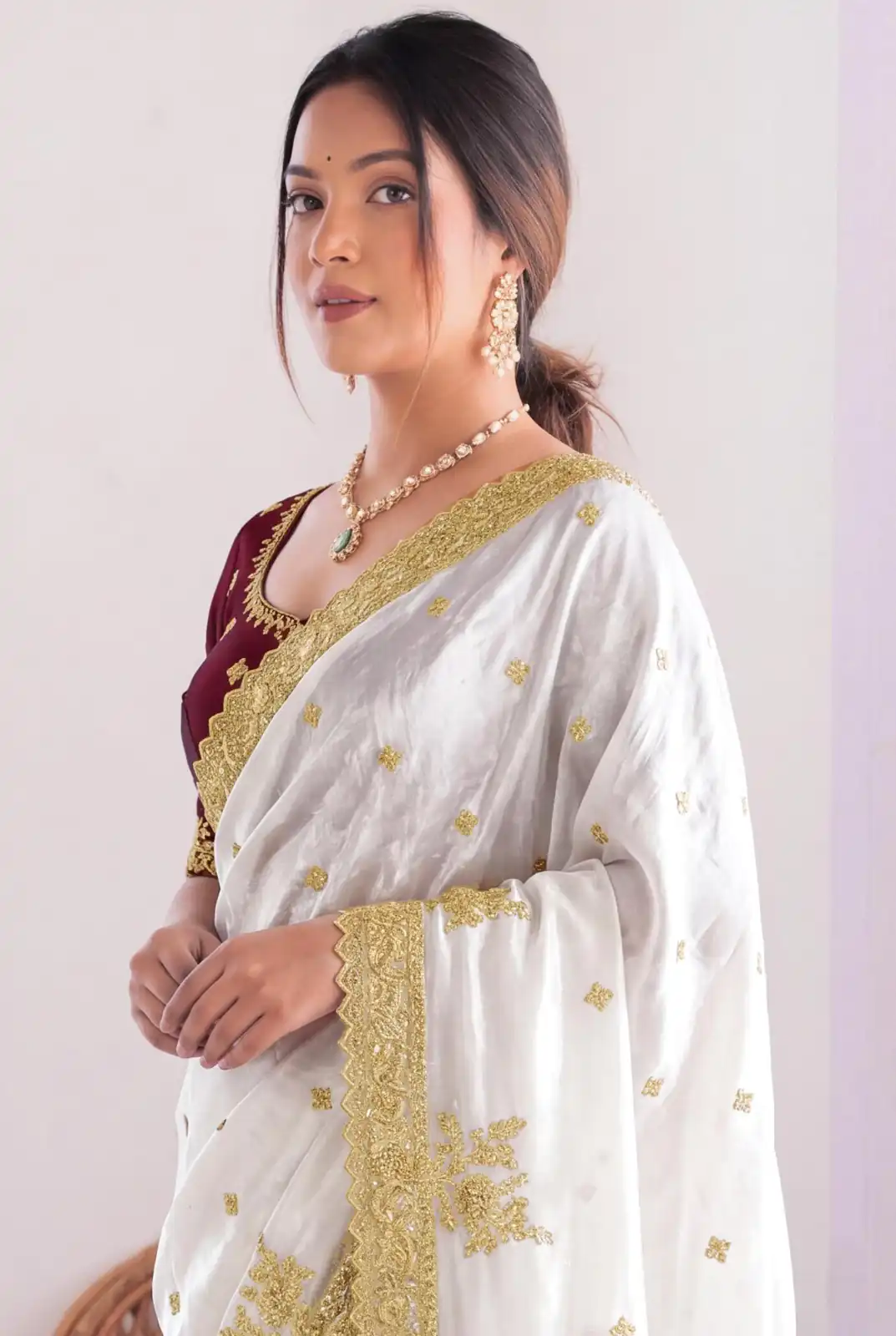 JR 666 White Fendy Satin Saree Perfect for Wedding, Party, Durga Puja, Raksha Bandhan, Sangeet – . Festive Deal ₹1949. Delivery 4-6 Working Days. | Sarees, Bollywood Sarees, Creative Sarees, Designer Sarees, Embroidered Sarees, Ethnic Saree, Modern Digital sarees, Party Wear Sarees