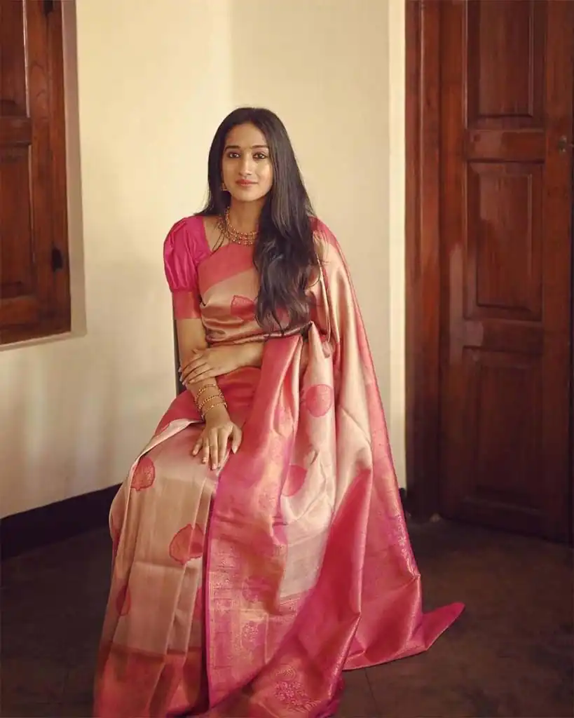 KP 5025 Pink in Soft Lichi Silk Jacquard Work Designer Work Saree . Exclusive Offer ₹1449. Delivery 4-6 Working Days. Shop now. | Sarees, Bollywood Sarees, Creative Sarees, Designer Sarees, Embroidered Sarees, Ethnic Saree, Modern Digital sarees, Party Wear Sarees
