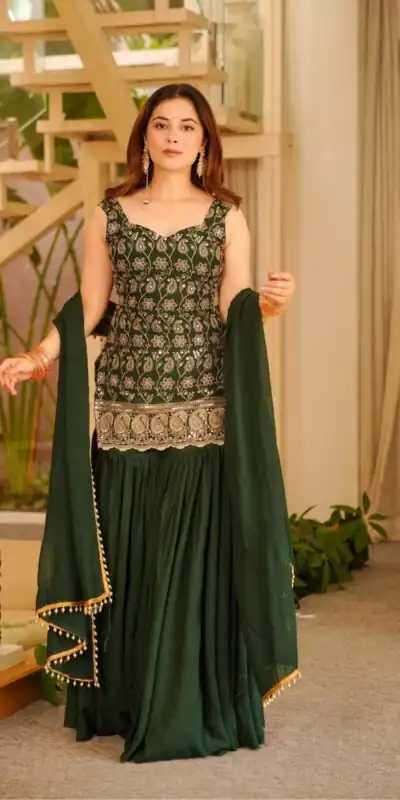 MD 3093 Green Blooming Faux Georgette Salwar Suit Perfect for Wedding, Party, Makar Sankranti, Baby Shower, Traditional Day – . Special Price ₹2149. Deliv | Jump Suits, Salwar suit, Designer Suits, Casual Suits, Creative suits, Palazzo Suits, Party Wear Suits, Patiala Suits, Straight Suits