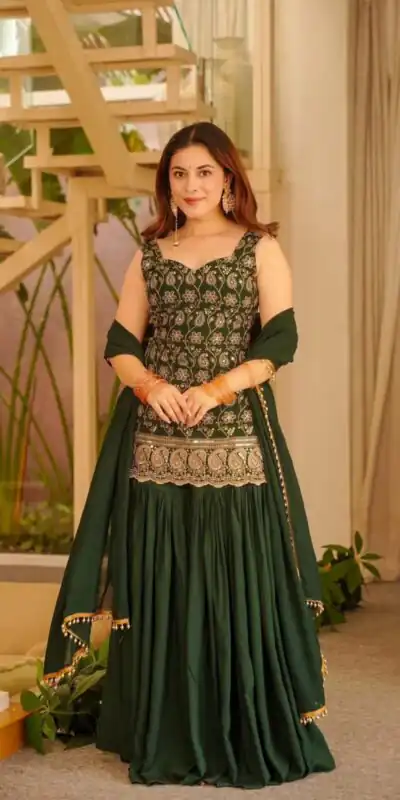 MD 3093 Green Blooming Faux Georgette Salwar Suit Perfect for Wedding, Party, Makar Sankranti, Baby Shower, Traditional Day – . Special Price ₹2149. Deliv | Jump Suits, Salwar suit, Designer Suits, Casual Suits, Creative suits, Palazzo Suits, Party Wear Suits, Patiala Suits, Straight Suits