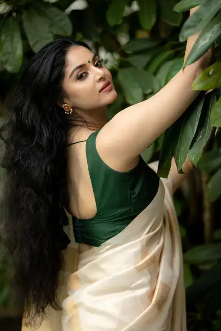 KPR 250 Off White in Soft Lichi Silk Jacquard Work Designer Work Saree . Exclusive Offer ₹1299. Delivery 4-6 Working Days. Shop now. | Sarees, Bollywood Sarees, Creative Sarees, Designer Sarees, Embroidered Sarees, Ethnic Saree, Modern Digital sarees, Party Wear Sarees