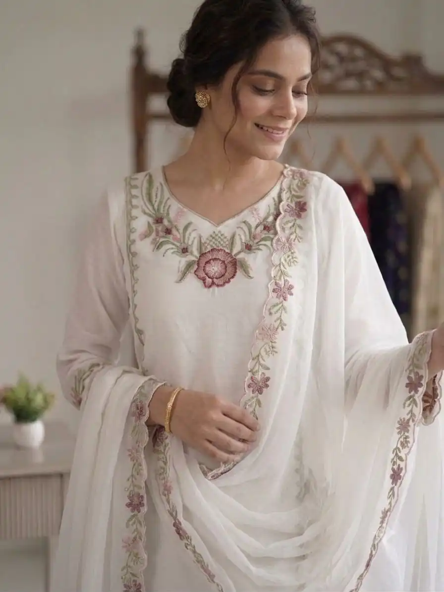 LG 2105 Peach Fox Georgette Salwar Suit With Embroidery Work. Affordable Price ₹2049. Delivery 4-6 Working Days. Shop now. | Jump Suits, Salwar suit, Designer Suits, Casual Suits, Creative suits, Palazzo Suits, Party Wear Suits, Patiala Suits, Straight Suits